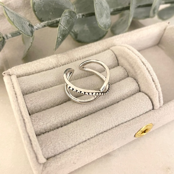 925 Sterling Silver Minimalist Ring Dainty Wrap Ring Boho Modern Ring - Picture 3 of 6